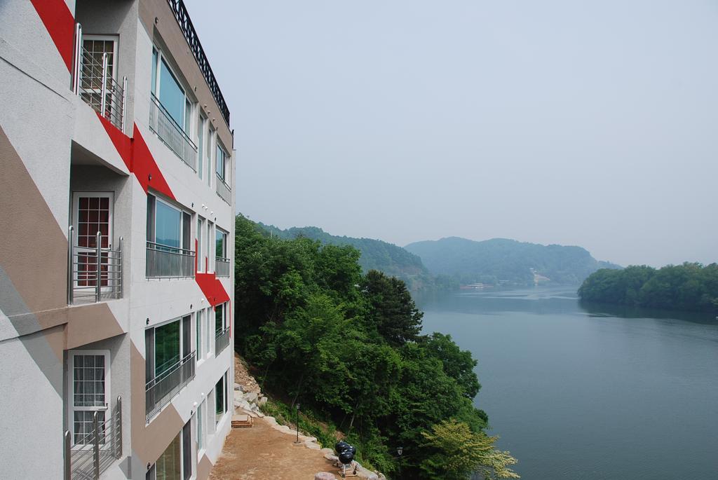Moonlight Blue Pension Gapyeong Ngoại thất bức ảnh