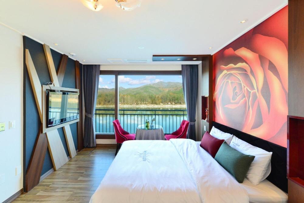Moonlight Blue Pension Gapyeong Ngoại thất bức ảnh