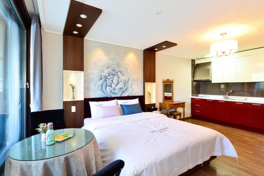 Moonlight Blue Pension Gapyeong Ngoại thất bức ảnh