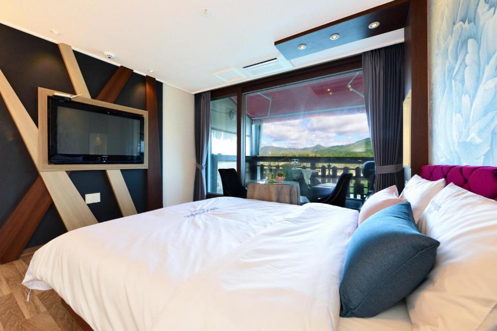 Moonlight Blue Pension Gapyeong Ngoại thất bức ảnh