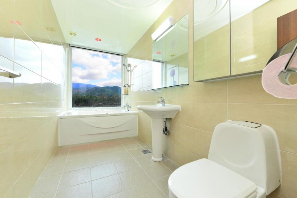 Moonlight Blue Pension Gapyeong Ngoại thất bức ảnh